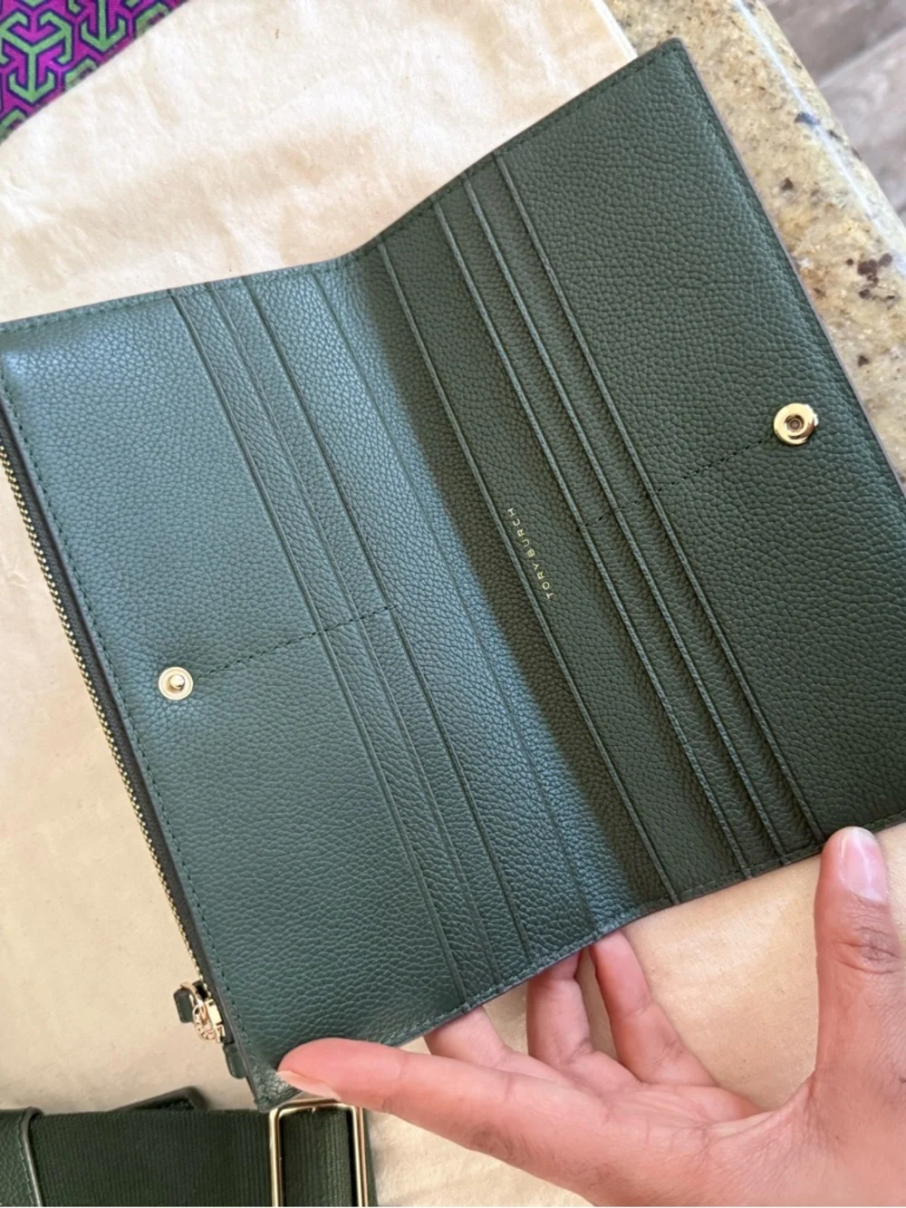 New tory Burch Blake Swingpack With Matching Wallet In Basil Color